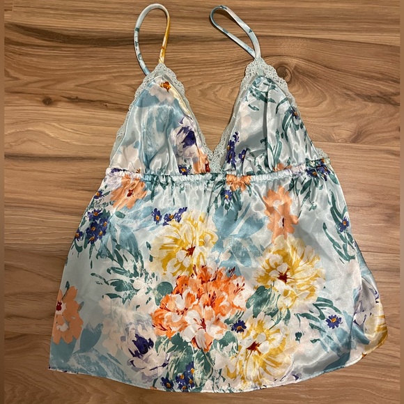 ~ Lilac & Lavender Satin Pajama Set ~ - Picture 2 of 6